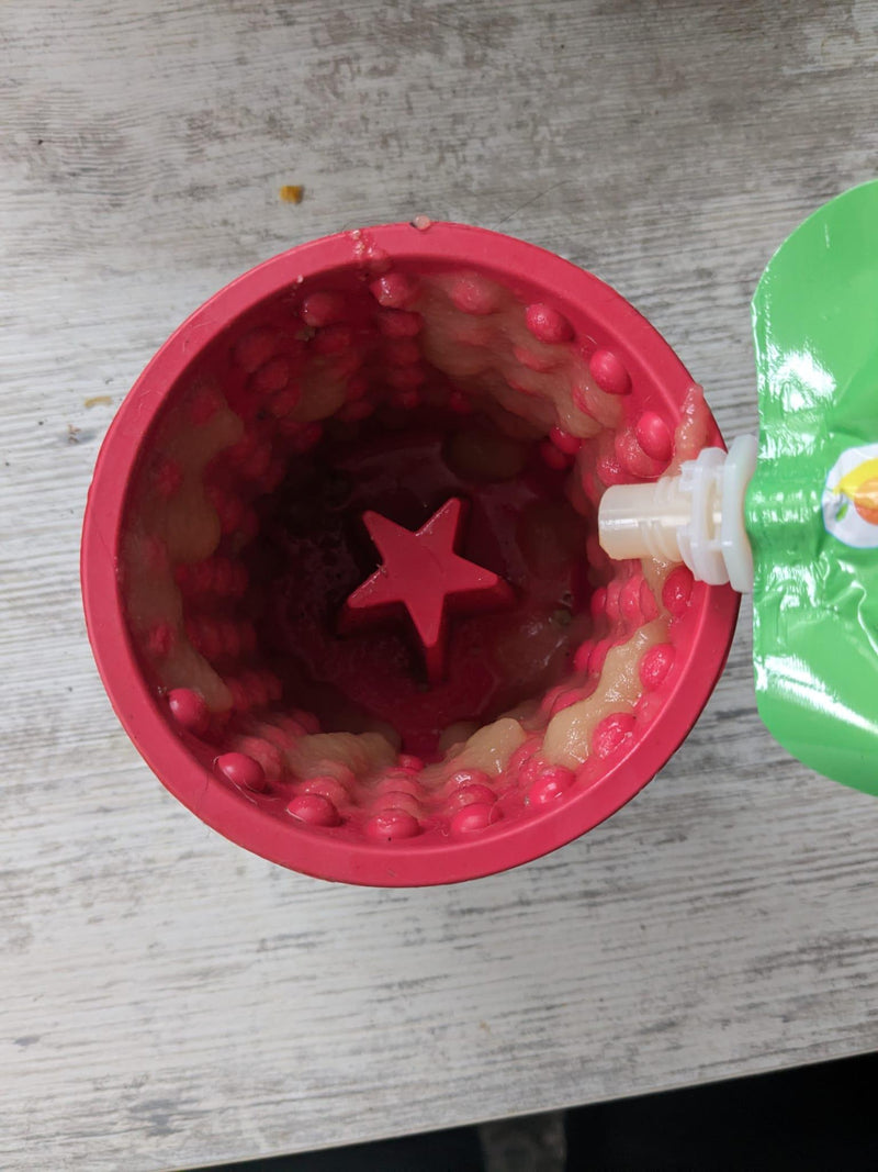 Lickimat yoggie pot
