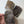 Jouet moelleux chiot en mouton ou lapin