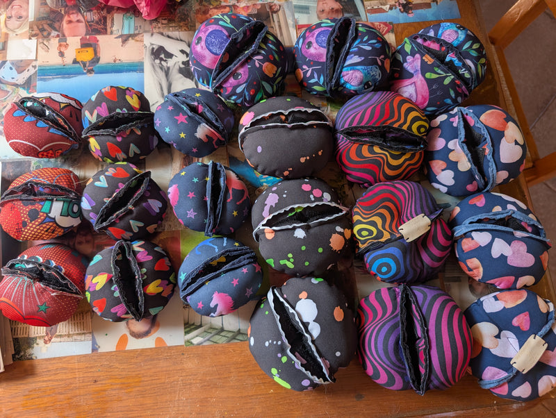 Clam artisanal tugs de woufs en folie 2 tailles