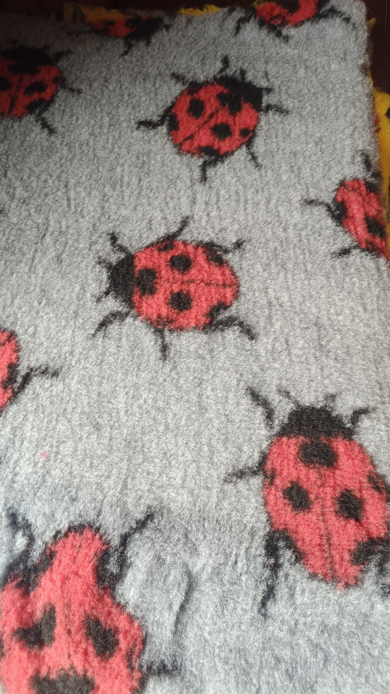 Vet bed - Le tapis tout doux 100x75 differents coloris