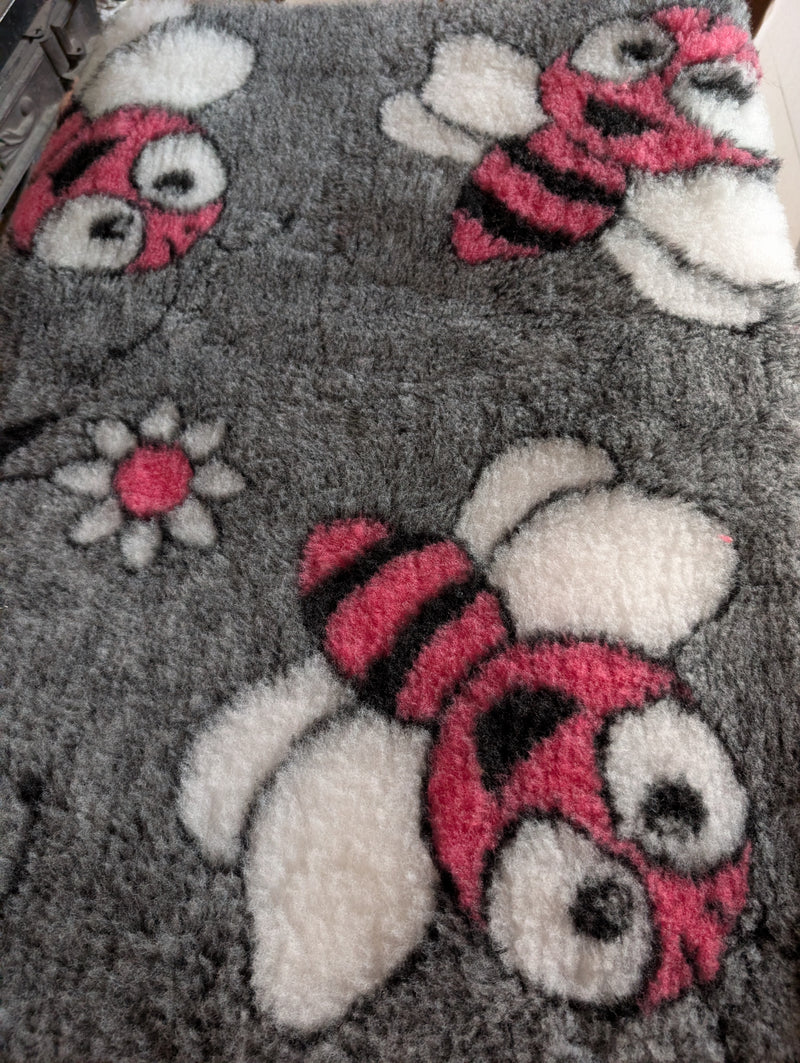 Vet bed - Le tapis tout doux 100x75 differents coloris